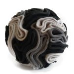 kula węchowa 17 cm dla psa i kota, zabawka węchowa pianka szary – grafit – czarny (2)