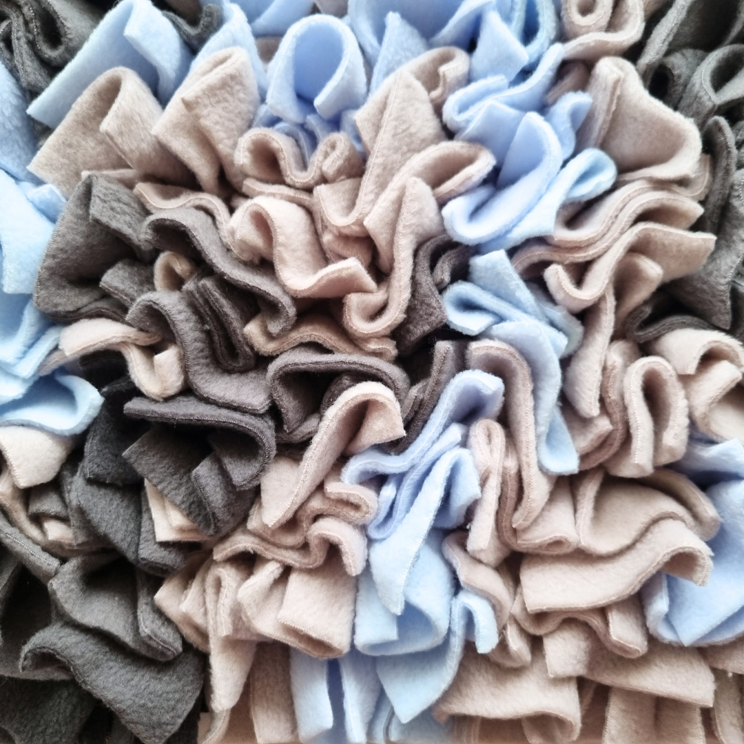 mata-wechowa-grafitowa-niebieska-szara-dla-psa-i-kota-interaktywne-karmienie-02