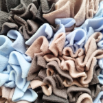 mata-wechowa-grafitowa-niebieska-szara-dla-psa-i-kota-interaktywne-karmienie-01