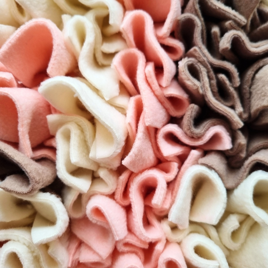 mata-wechowa-rozowa-brazowa-bezowa-dla-psa-i-kota-interaktywne-karmienie-03