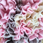 mata-wechowa-rozowa-szara-ecru-dla-psa-i-kota-interaktywne-karmienie-01